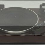 Thorens TD 204 Turntable with AT95E Cartridge (High-Gloss Walnut) - Image 8
