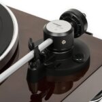 Thorens TD 204 Turntable with AT95E Cartridge (High-Gloss Walnut) - Image 2