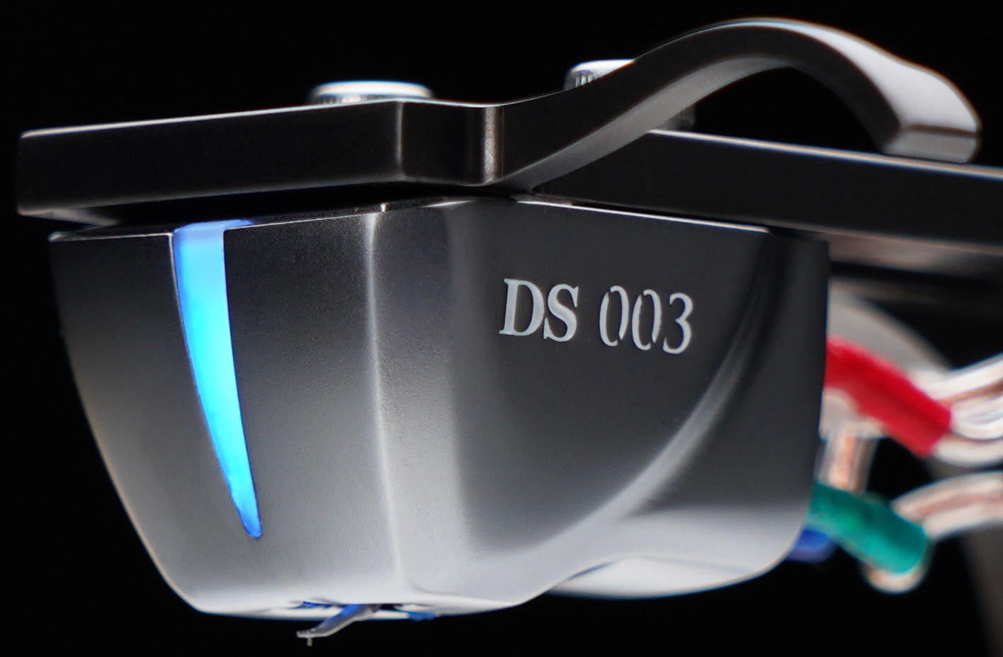DS Audio DS 003 Optical Phono Cartridge, product image from Hifiheaven