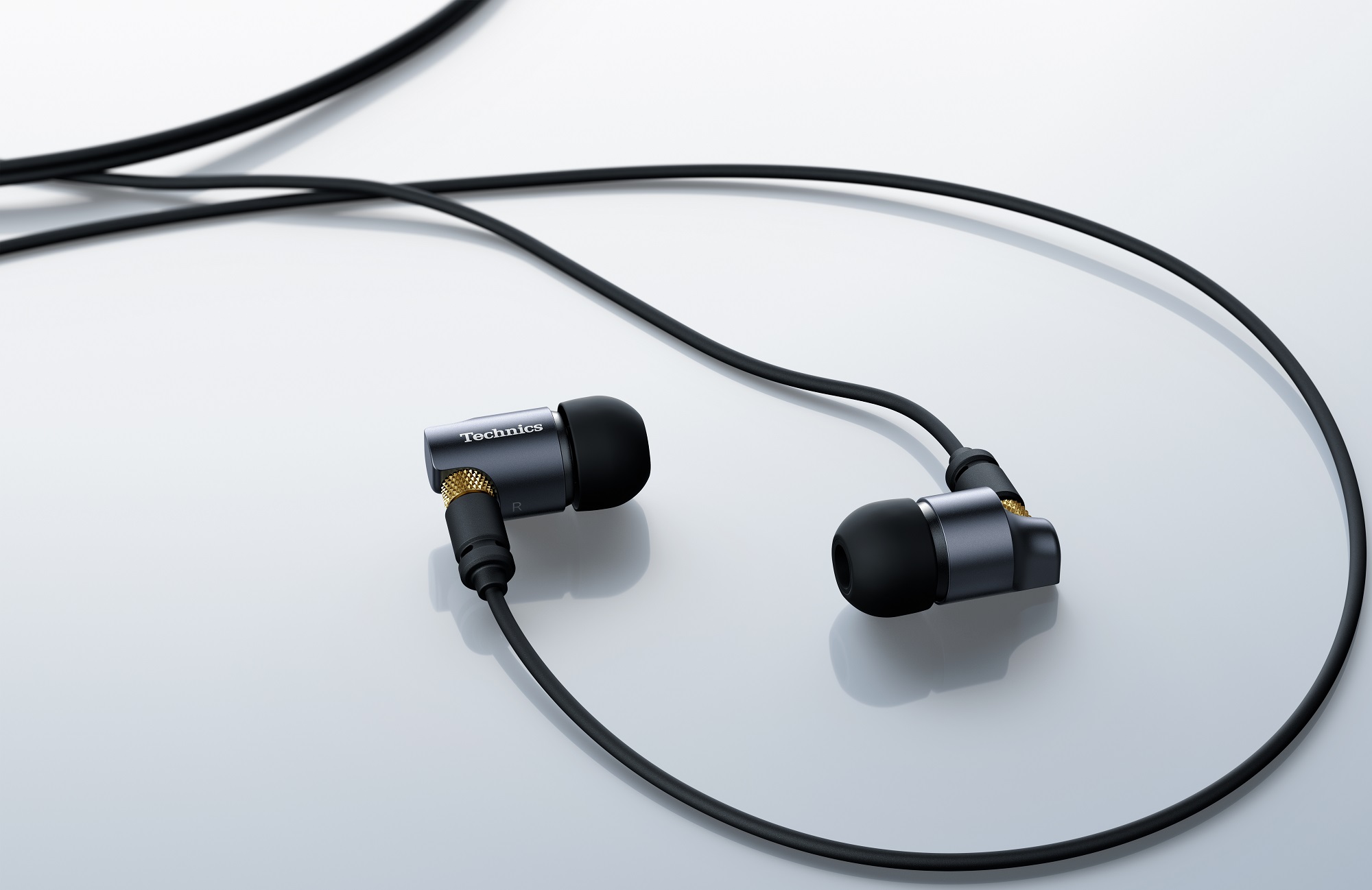 Technics EAH-TZ700 Premium Stereo In-Ear Headphones, product image from Hifiheaven