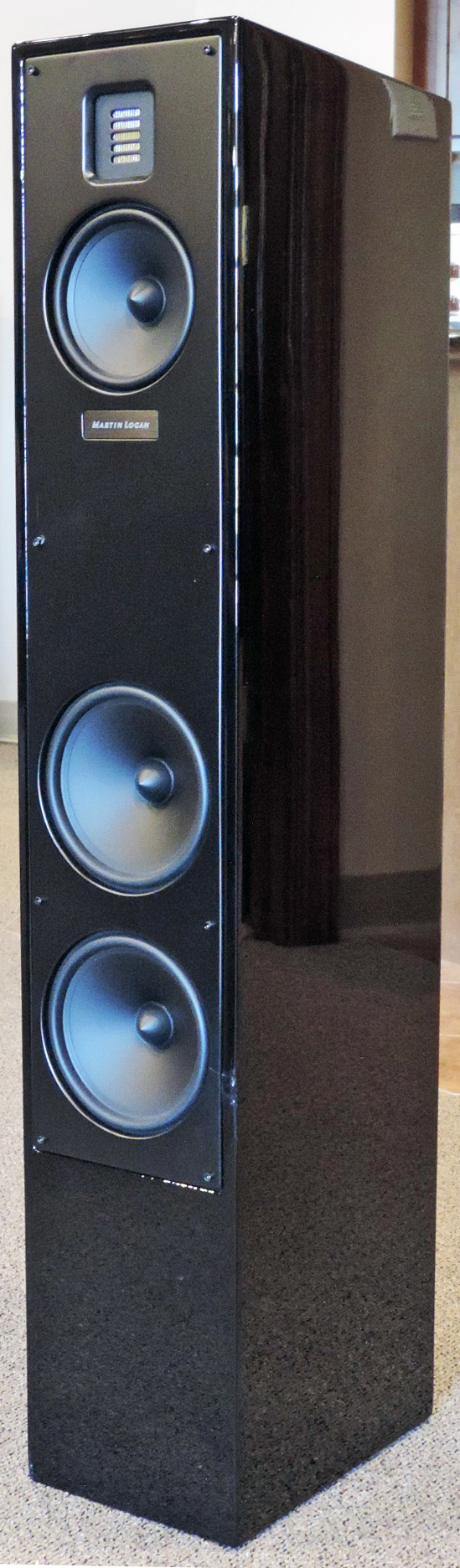 MartinLogan Motion 40 Floorstanding Speaker (Gloss Black), product image from Hifiheaven