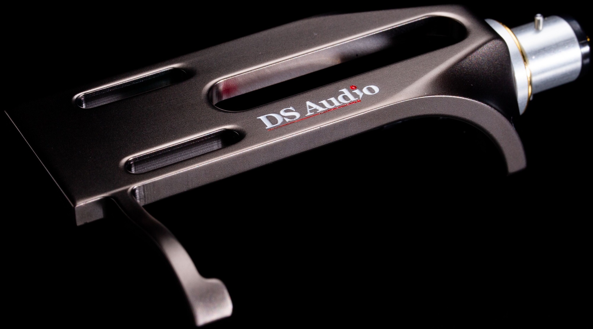 DS Audio HS-001 State-of-the-Art Ultra Duralumin Solid Headshell (Fixed Leads), product image from Hifiheaven