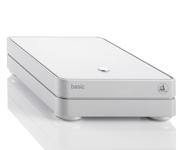 Clearaudio Basic V2 Phono Stage Silver, product image from Hifiheaven