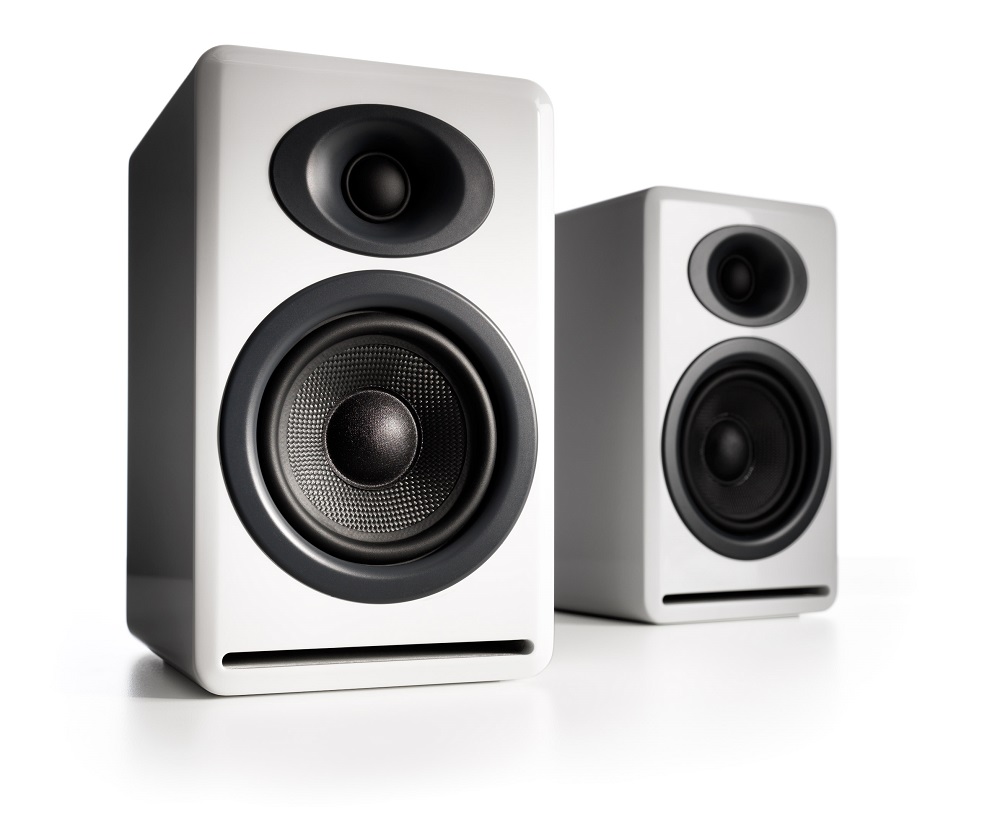 Audioengine P4 Premium Passive Bookshelf Speakers (Hi-Gloss White), product image from Hifiheaven