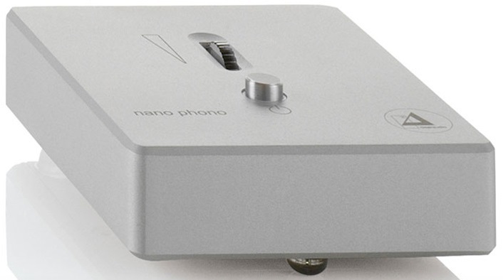 Clearaudio Nano v2 MM/MC Phono Stage (Silver), product image from Hifiheaven