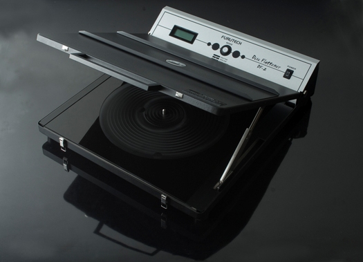Furutech DF-2 LP Flattener 115V, product image from Hifiheaven
