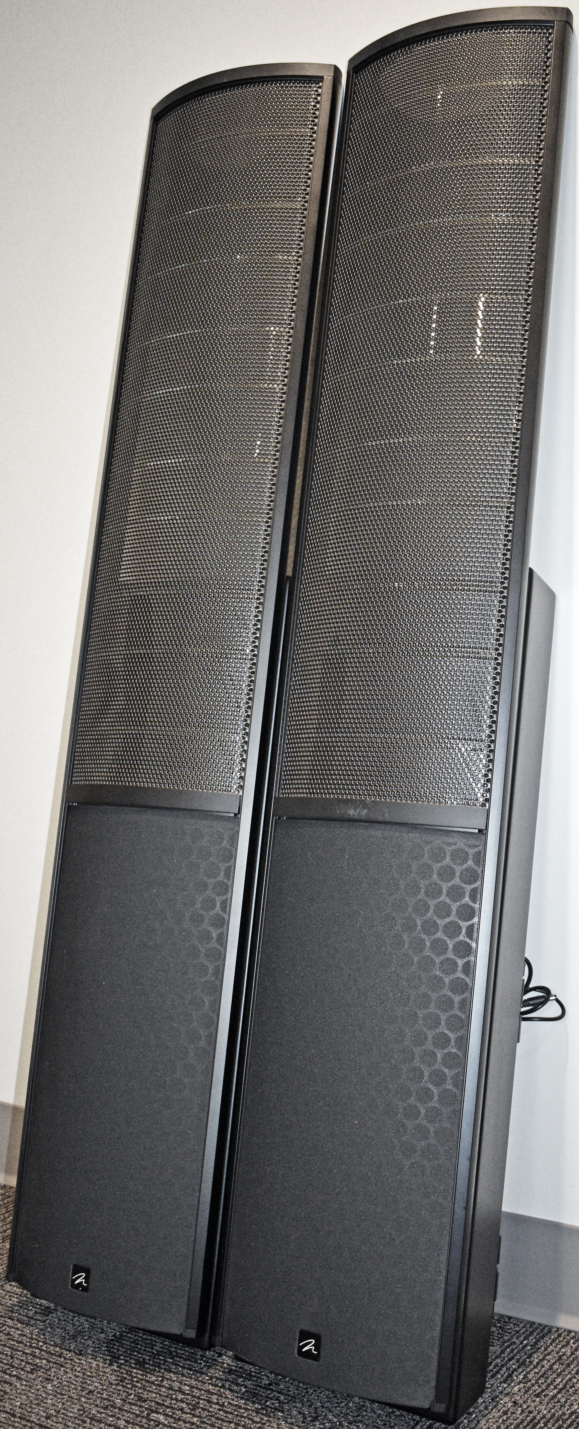 MartinLogan EFX On-Wall Electrostatic Loudspeaker, product image from Hifiheaven