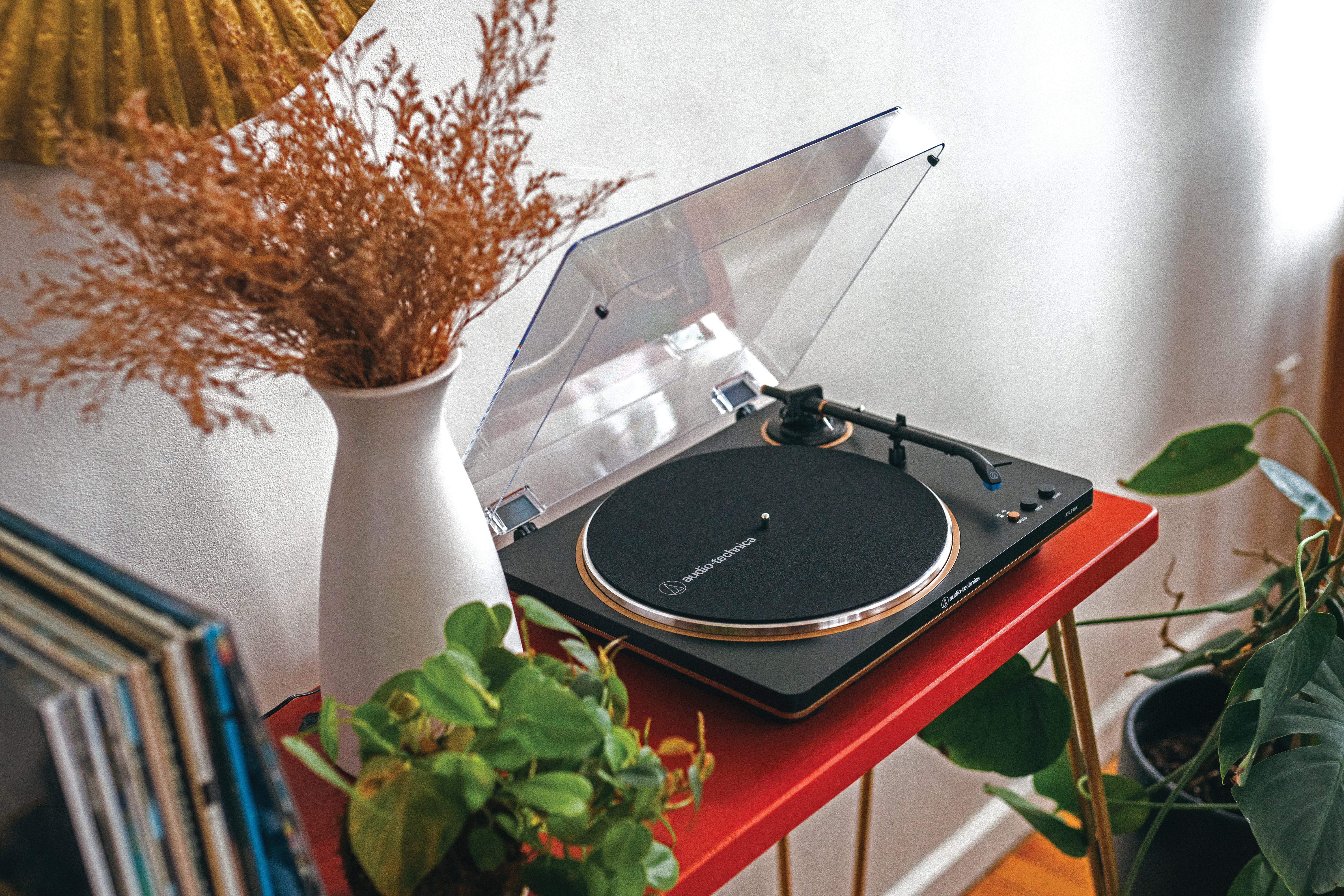 Audio-Technica AT-LP70X-BZ Fully Automatic Belt-Drive Turntable
