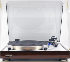Thorens TD 403 DD Puristic Direct-Drive Turntable with Cartridge (High-Gloss Walnut)
