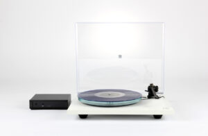 Rega Planar 6 Turntable with Neo PSU (Matte White)