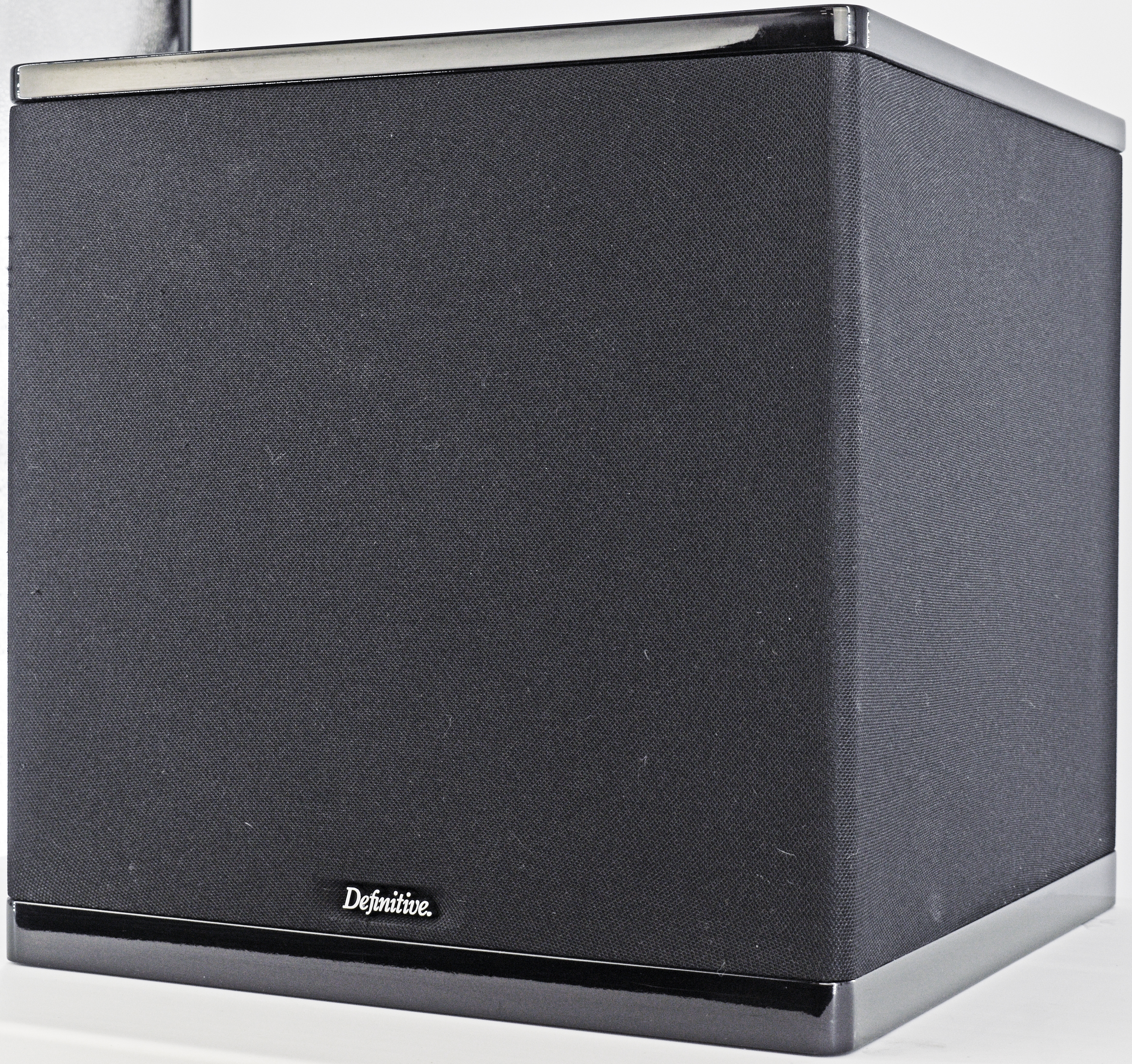 Definitive Technology SuperCube I 10″ Compact Powered Subwoofer